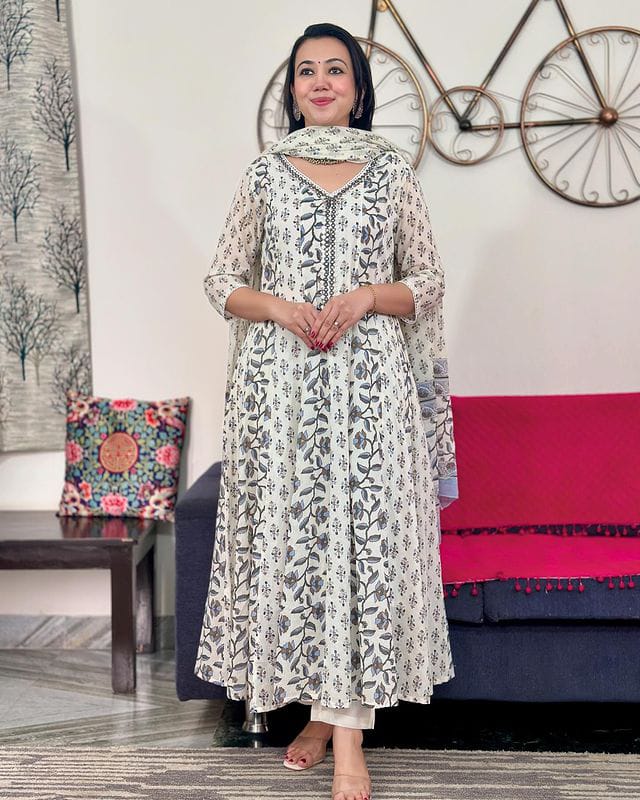 Printed cotton Anarkali Kurti with pant and Mulmul Dupatta